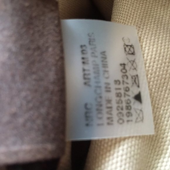 **SOLD**Longchamp Heritage Tote Bag - Picture 9 of 12